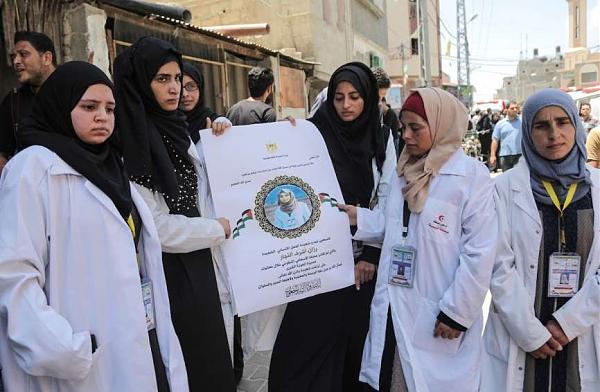 الشهيدة رزان النجار صور من حياة الشهيدة