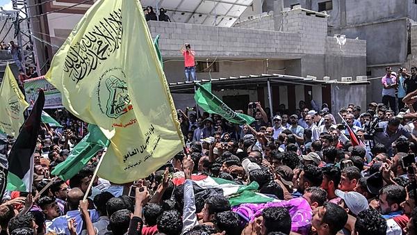 الشهيدة رزان النجار صور من حياة الشهيدة