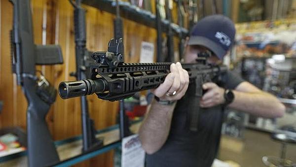 Boulder, Colorado, unanimously votes to ban assault weapons, high-capacity magazines