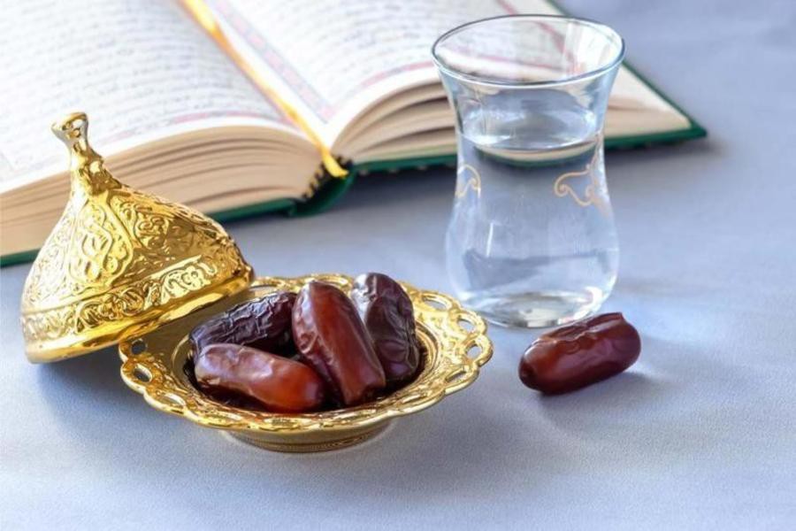 أخطاء غذائية تقلب فوائد الصيام إلى أضرار